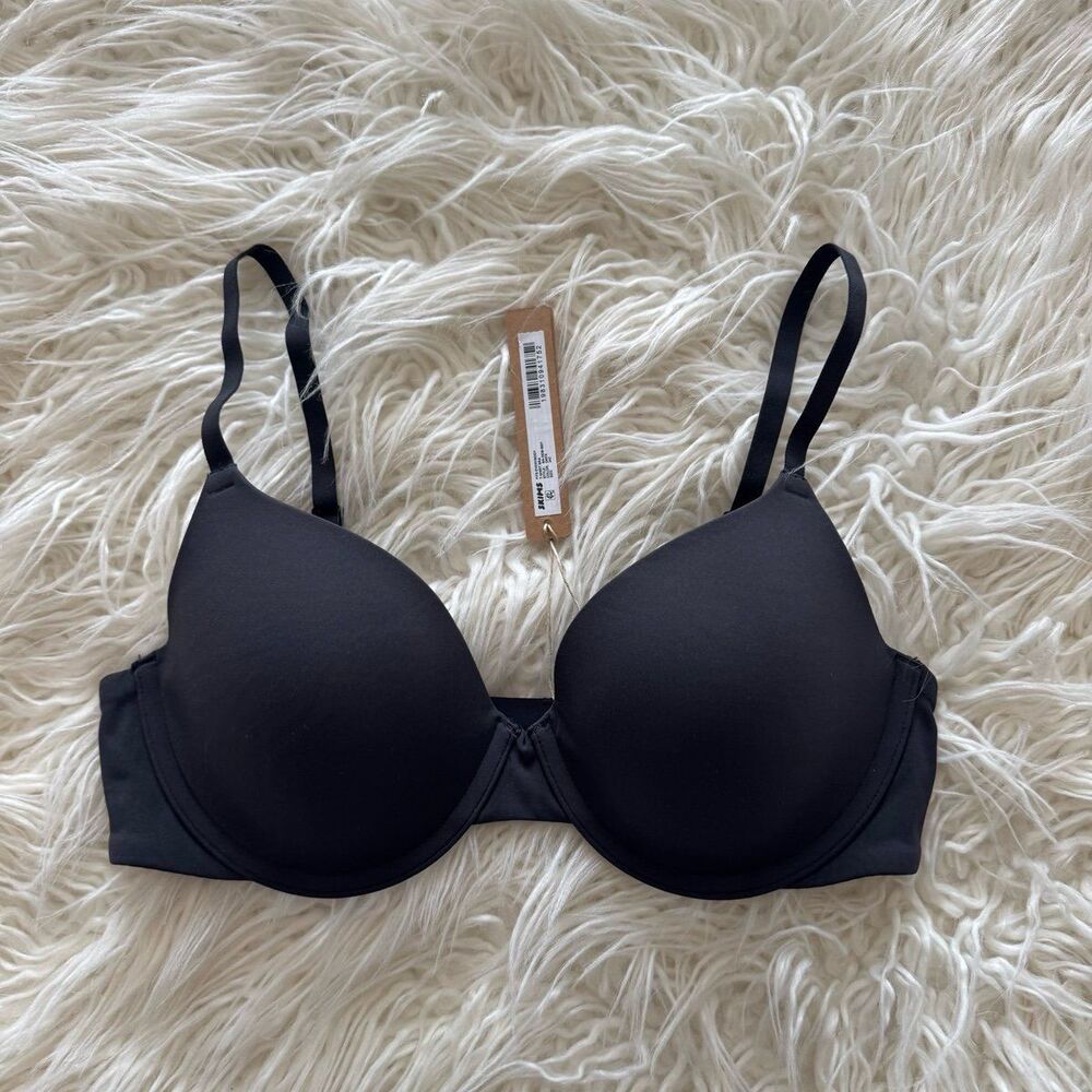 Skims Fits Everybody T-shirt Bra Onyx Size 34C - Picture 2 of 6